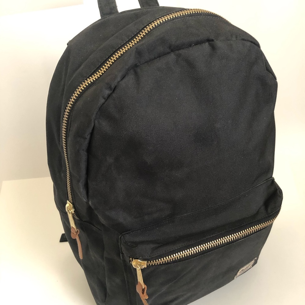 HERSCHEL Supply Co Black Classic Backpack